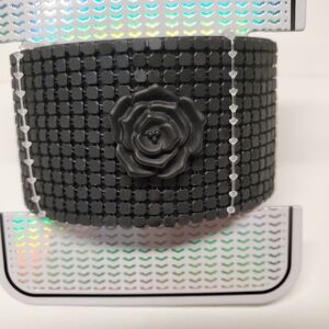 QUO black rose 🌹mesh  bracelet